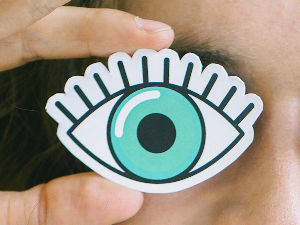 Designa egna klistermärken online - skapa personliga stickers med Vendoprint i Linköping